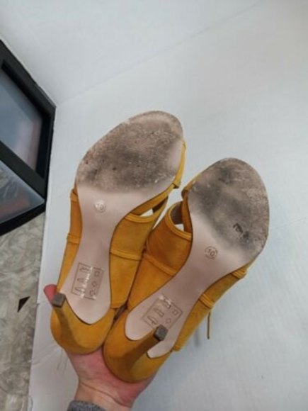 Sole Society Esme Spicy Mustard Suede Stiletto Heel Womens Sz 10 - Picture 12 of 12